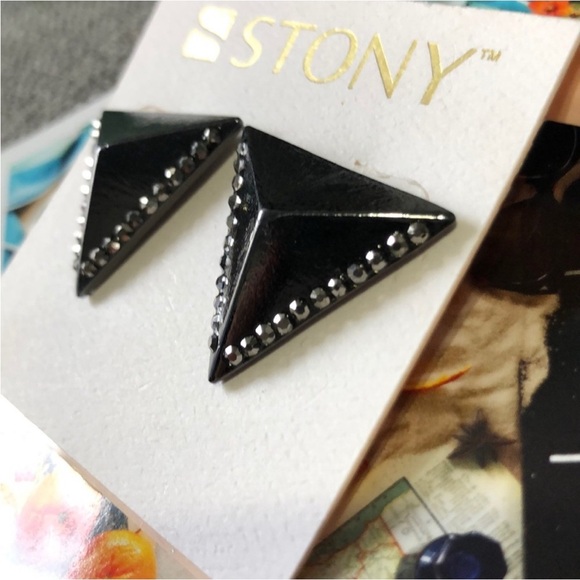 Black 3D Stony Triangle Earrings with Black Rhinestone Detail - Picture 3 of 7